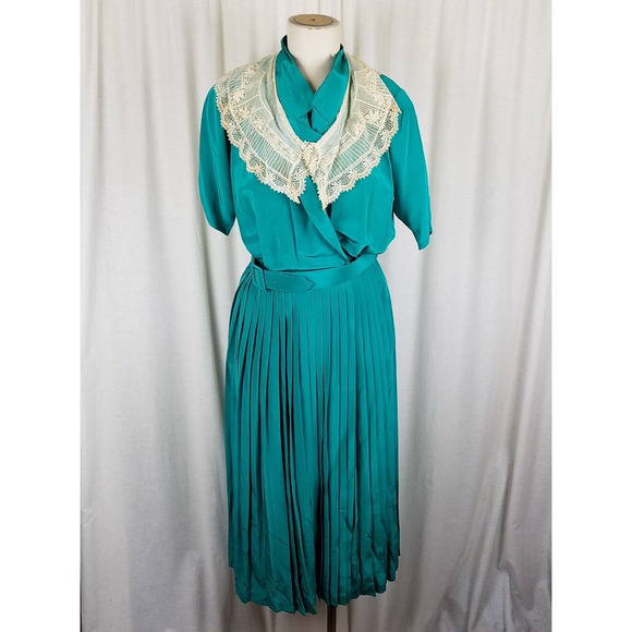 Vintage Carole M Studio Wrap Blouson Lace Collar Pleated Skirt Dress Womens 12 - Picture 1 of 8